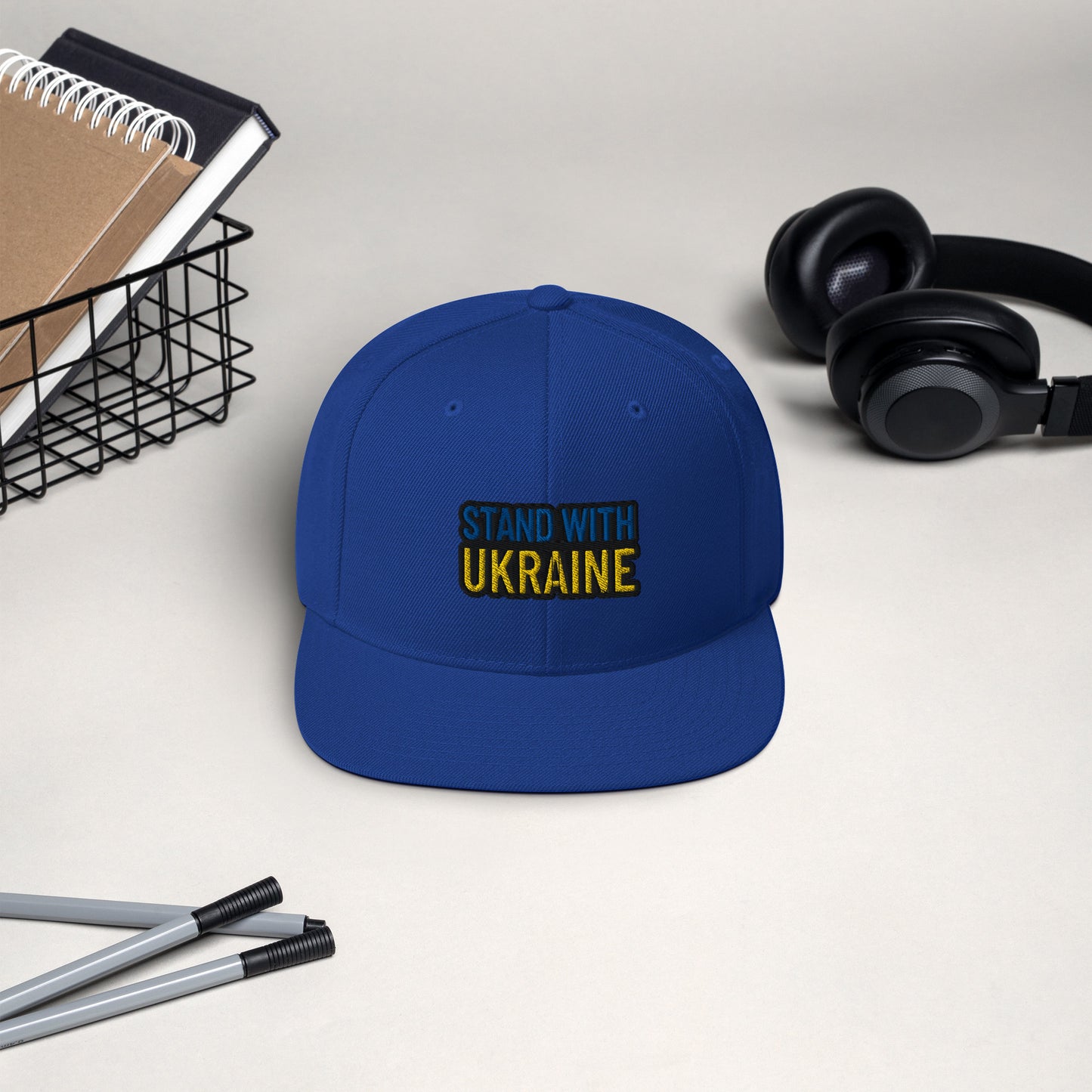Perchero Snapback con ucrania