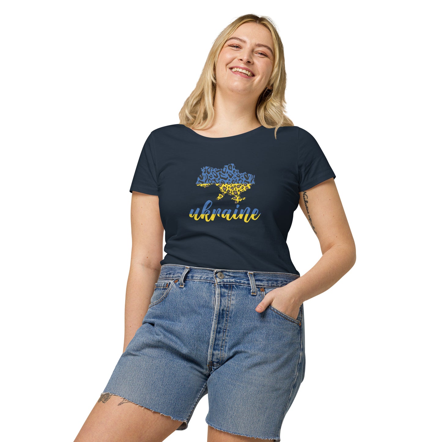 Women’s basic organic t-shirt | Ukraine